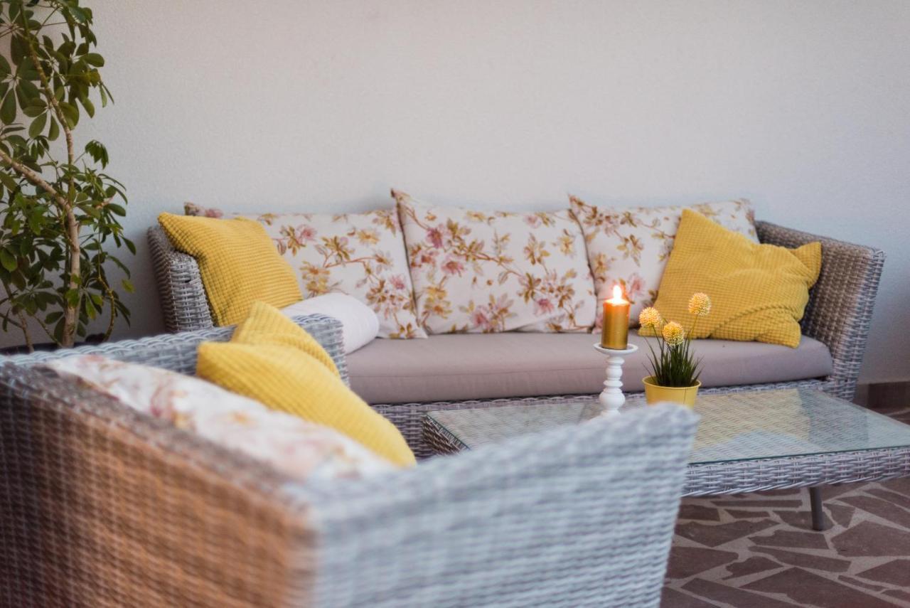 Apartmani Julija Vodice Dış mekan fotoğraf