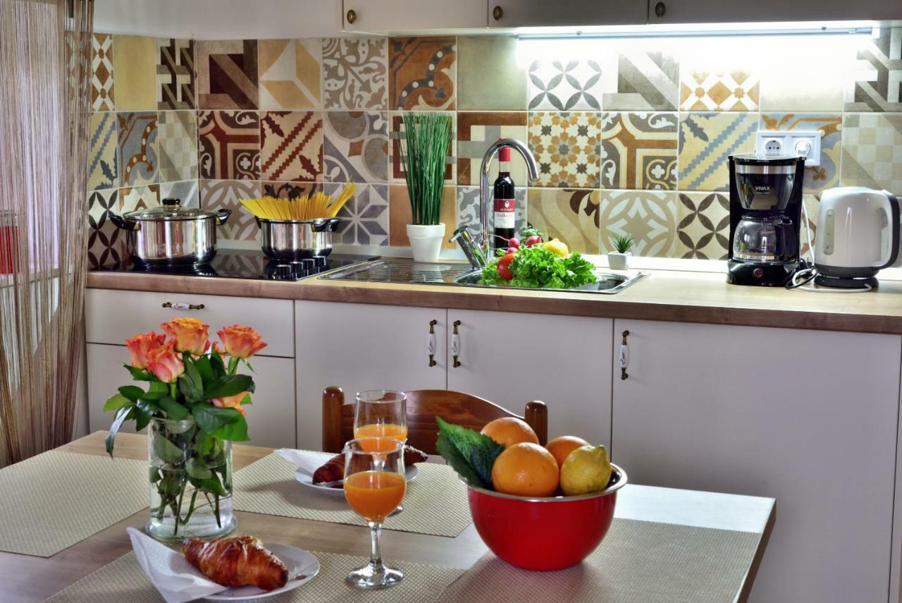 Apartmani Julija Vodice Dış mekan fotoğraf